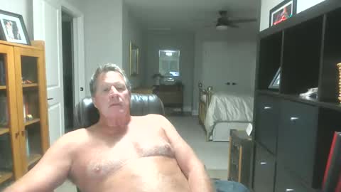 Snapshot of pleeeezeher chatting on 29, 9, 2025 pleeeezeher online show from 29, 9, 2025