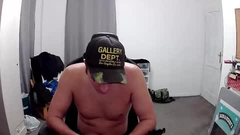 plkrisztian online show from 22, 10, 2025