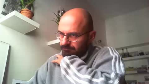 Snapshot of plu07f3520 chatting on 25, 10, 2025 plu07f3520 online show from 25, 10, 2025