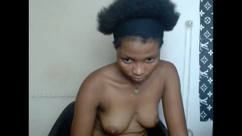 plumnjuicyx online show from 30, 1, 2025