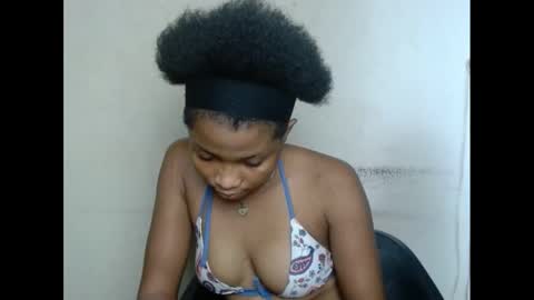 plumnjuicyx online show from 16, 2, 2025