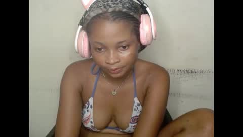 plumnjuicyx online show from 5, 3, 2025