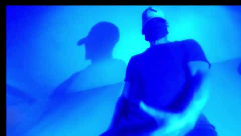 StraightPlush online show from 4, 3, 2026