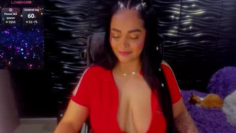 Snapshot of pocahontas_d chatting on 7, 3, 2026 catalina online show from 7, 3, 2026