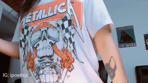 IG ipoetica  online show from 28, 1, 2025