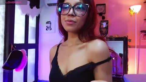 Snapshot of poison_liv chatting on 2, 3, 2026 poison_liv online show from 2, 3, 2026