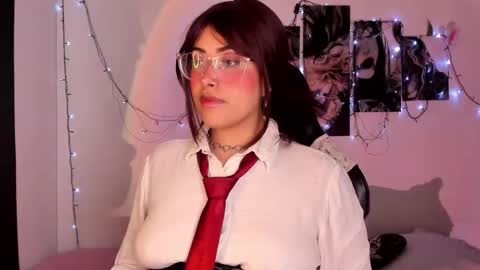 Willow                      Hours 12pm to 630pm Colombian time FRIDAY AND SUNDAY FREE DAYS online show from 2, 10, 2025