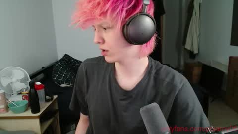 Snapshot of polarny05 chatting on 30, 11, 2025 Polarny online show from 30, 11, 2025