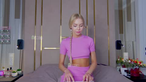 Polina online show from 23, 12, 2024