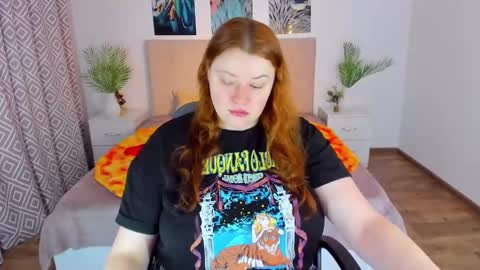 Snapshot of polinasallivan chatting on 13, 1, 2025 Polina online show from 13, 1, 2025