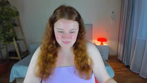 Snapshot of polinasallivan chatting on 24, 9, 2025 Polina online show from 24, 9, 2025