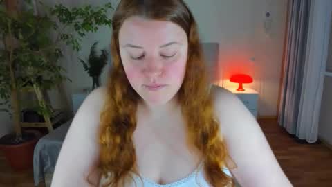 Snapshot of polinasallivan chatting on 30, 9, 2025 Polina online show from 30, 9, 2025