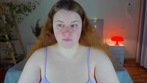 Snapshot of polinasallivan chatting on 19, 11, 2025 Polina online show from 19, 11, 2025
