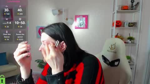 Polly online show from 26, 11, 2025