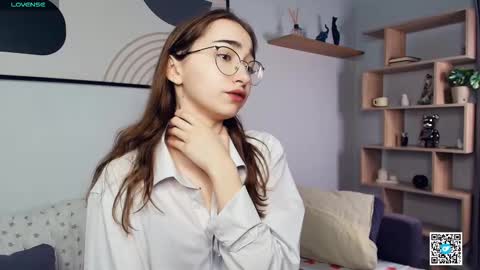 Polly online show from 10, 10, 2025