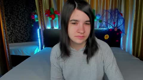 Polly online show from 9, 3, 2026