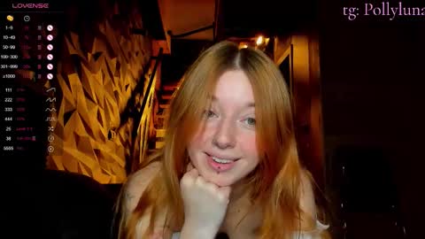 Snapshot of polly_luna chatting on 16, 11, 2025 Polly online show from 16, 11, 2025