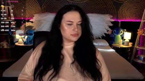 Snapshot of pollyhollyy chatting on 23, 11, 2025 Polly online show from 23, 11, 2025