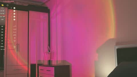 Megan.online  online show from 15, 1, 2025