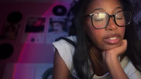 Snapshot of popasprincess chatting on 6, 1, 2025 princess online show from 6, 1, 2025