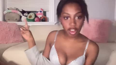 Snapshot of popasprincess chatting on 29, 11, 2025 princess online show from 29, 11, 2025