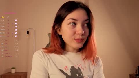 Snapshot of popy_star chatting on 19, 12, 2025 Agnes online show from 19, 12, 2025