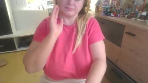 MelissOfficial online show from 11, 1, 2026