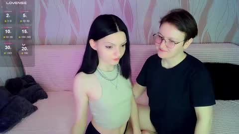 Snapshot of pornostendup chatting on 24, 2, 2025 Ana and Tati online show from 24, 2, 2025