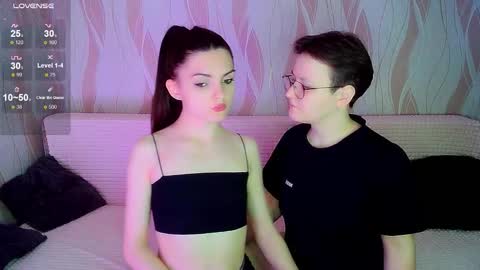 Snapshot of pornostendup chatting on 2, 10, 2025 Ana and Tati online show from 2, 10, 2025