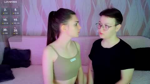 Snapshot of pornostendup chatting on 16, 10, 2025 Ana and Tati online show from 16, 10, 2025