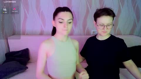 Snapshot of pornostendup chatting on 27, 10, 2025 Ana and Tati online show from 27, 10, 2025