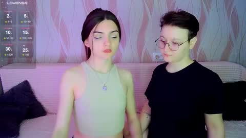 Snapshot of pornostendup chatting on 30, 10, 2025 Ana and Tati online show from 30, 10, 2025