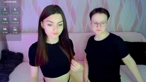 Snapshot of pornostendup chatting on 23, 11, 2025 Ana and Tati online show from 23, 11, 2025