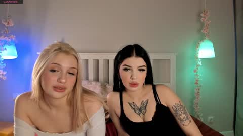  HERES SILVIA AND OlIVIA  WELCOME EVERYONE LOVENSE DOMI REACT TO YOUR TIPS LETS MAKE A GREAT SHOW TOGETHER  online show from 4, 12, 2024