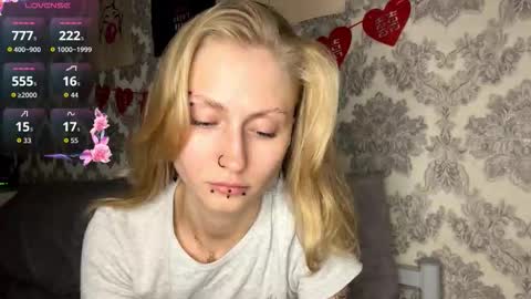  HERES SILVIA AND OlIVIA  WELCOME EVERYONE LOVENSE DOMI REACT TO YOUR TIPS LETS MAKE A GREAT SHOW TOGETHER  online show from 30, 9, 2025