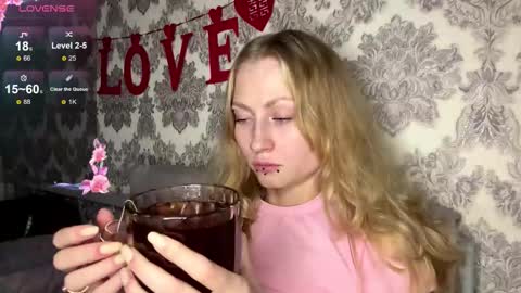 Snapshot of porshes chatting on 26, 10, 2025 HERES SILVIA AND OlIVIA WELCOME EVERYONE LOVENSE DOMI REACT TO YOUR TIPS LETS MAKE A GREAT SHOW TOGETHER online show from 26, 10, 2025