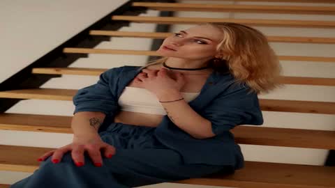 Snapshot of porshes chatting on 12, 11, 2025 HERES SILVIA AND OlIVIA WELCOME EVERYONE LOVENSE DOMI REACT TO YOUR TIPS LETS MAKE A GREAT SHOW TOGETHER online show from 12, 11, 2025