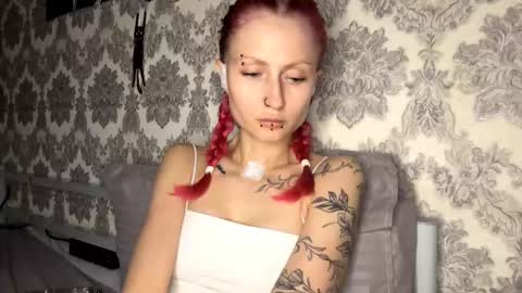 Snapshot of porshes chatting on 23, 11, 2025 HERES SILVIA AND OlIVIA WELCOME EVERYONE LOVENSE DOMI REACT TO YOUR TIPS LETS MAKE A GREAT SHOW TOGETHER online show from 23, 11, 2025