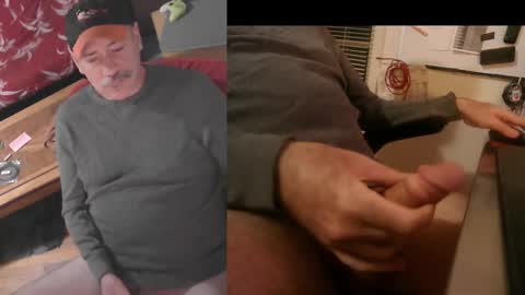 Snapshot of portlandjacob chatting on 20, 10, 2025 portlandjacob online show from 20, 10, 2025