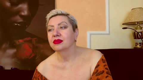 LADY POSH online show from 12, 11, 2025