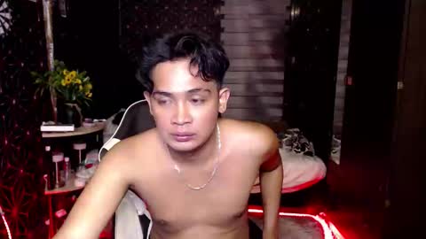 VEeeAsian online show from 17, 11, 2025