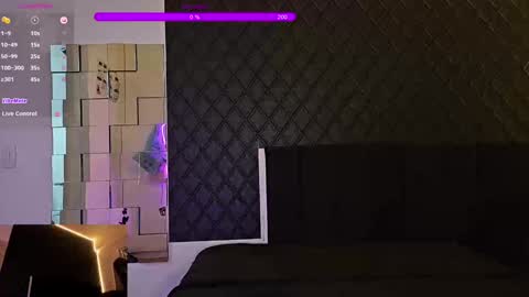 Ravena Rozz online show from 4, 2, 2025