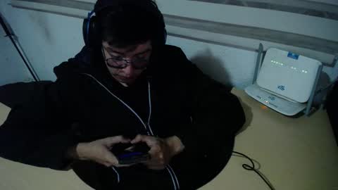 Snapshot of powerfulzeus2 chatting on 10, 1, 2026 powerfulzeus2 online show from 10, 1, 2026