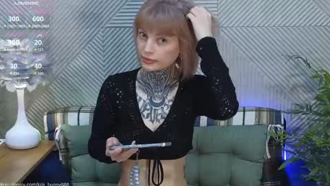 Lola online show from 3, 3, 2026