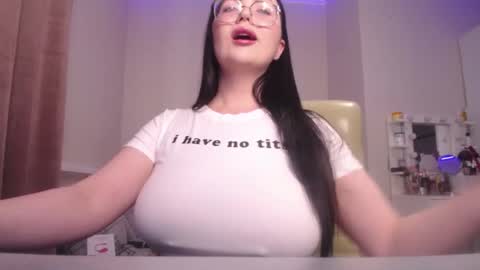 Snapshot of pr1ma chatting on 9, 3, 2025 Lina online show from 9, 3, 2025