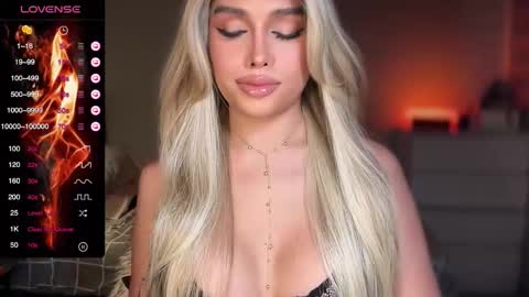 Oh my Amber online show from 17, 10, 2025