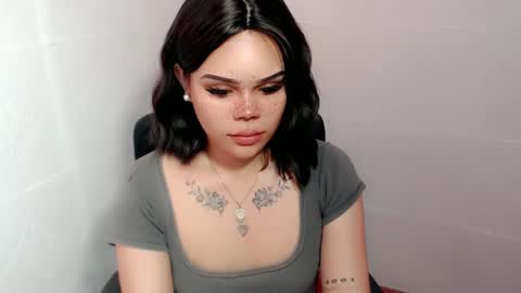 MAXXINE online show from 7, 1, 2025