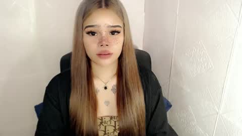 MAXXINE online show from 21, 2, 2025