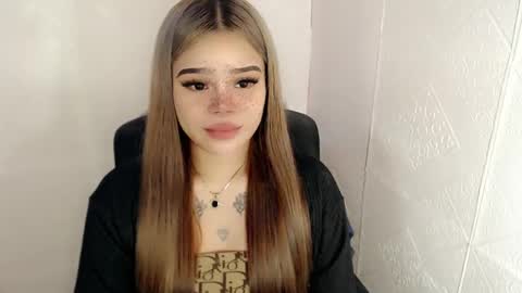 MAXXINE online show from 25, 2, 2025