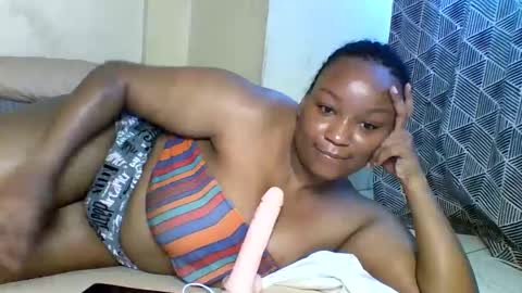 Prettie diva online show from 29, 9, 2025